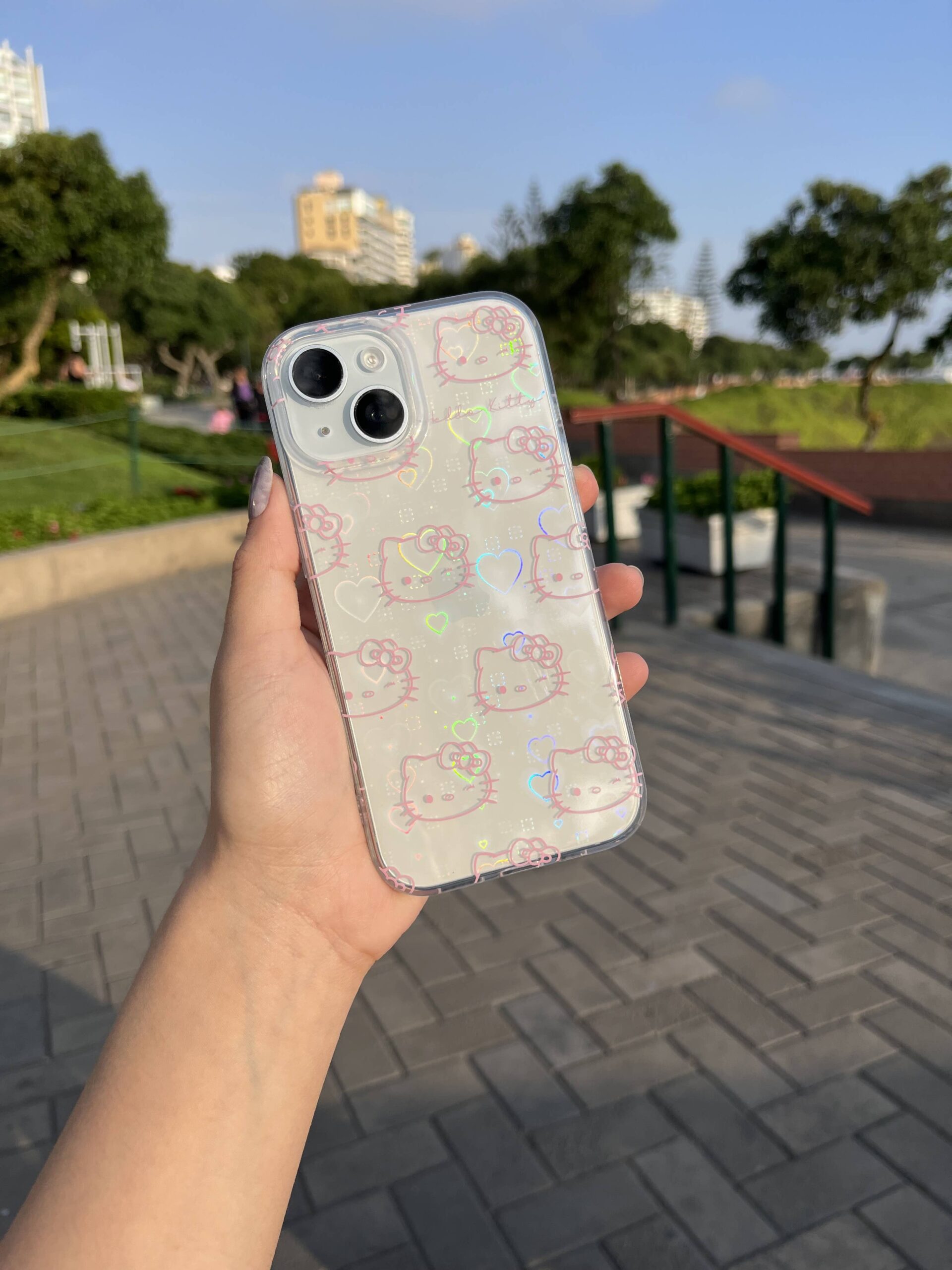 case-iphone-hello-kitty-antishock-mujer-aesthetic