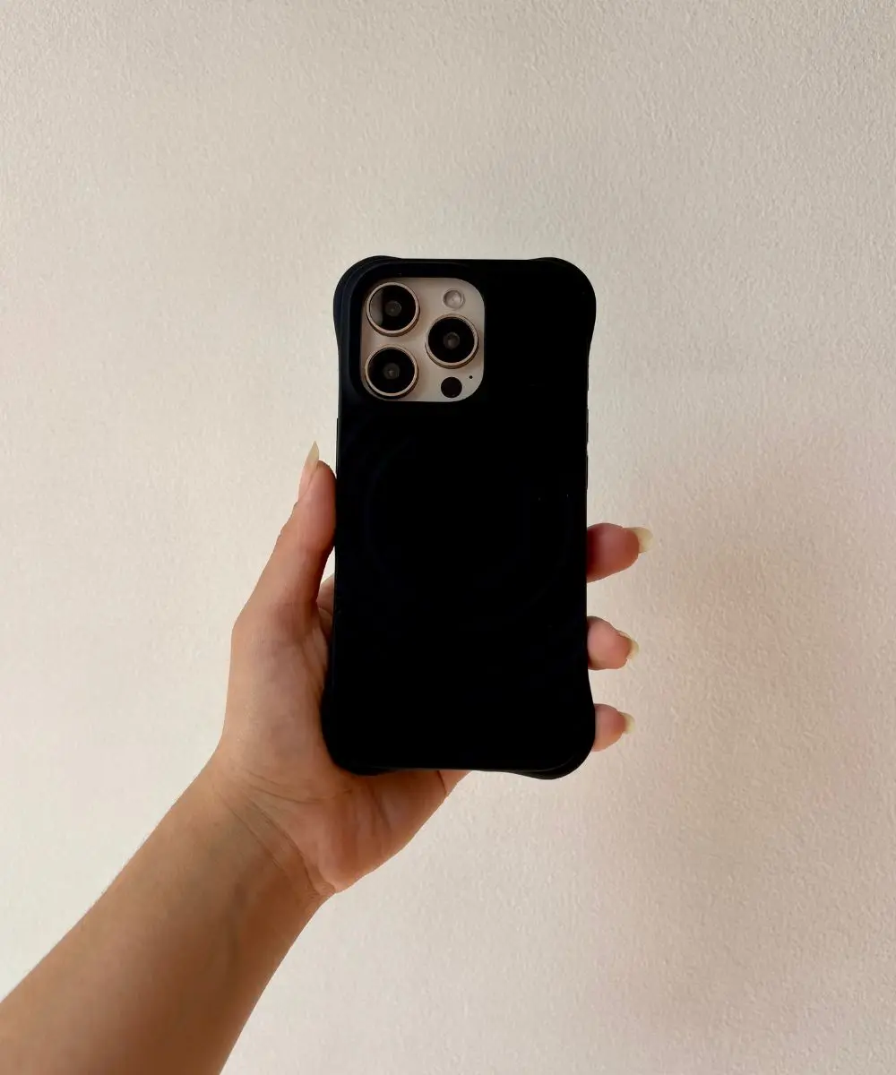 case-iphone-antishock-ripple-magsafe-negro